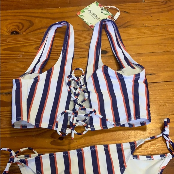 Bathing suit - Picture 2 of 2